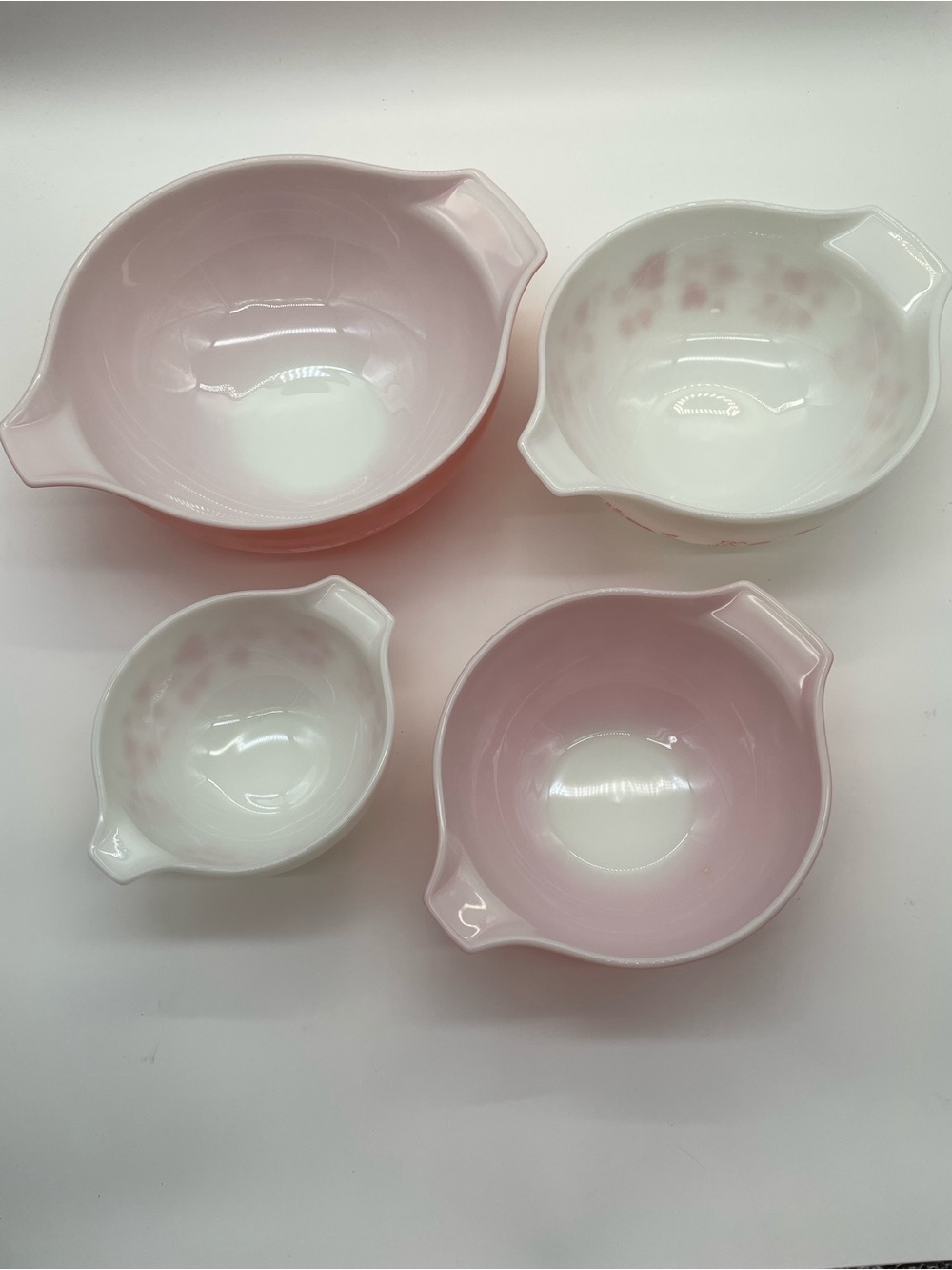 Vintage Pyrex Pink Gooseberry Cinderella Mixing Bowl Set 441 442 443 444 - Picture 4 of 13